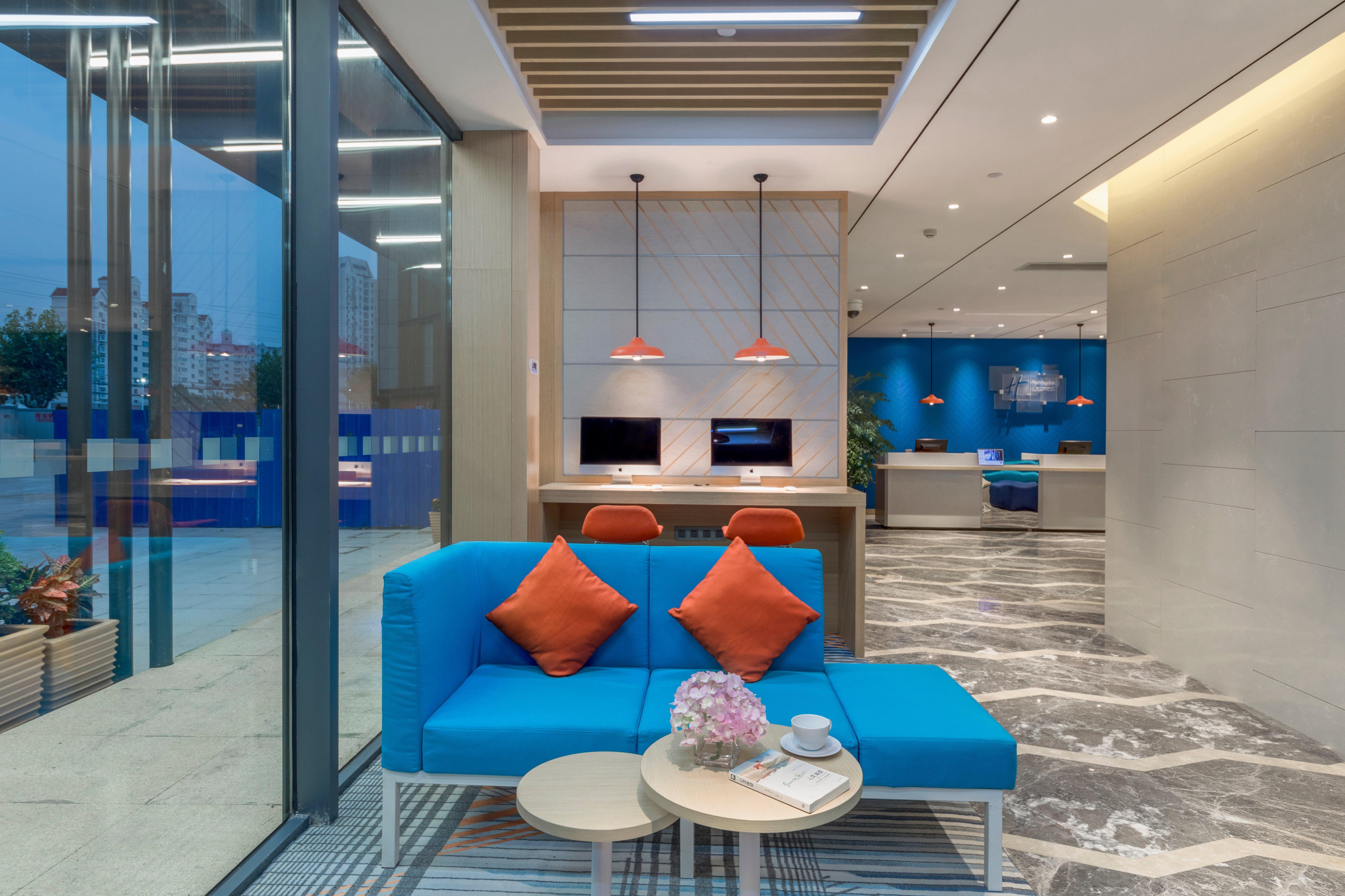 Holiday Inn Express Shanghai Jiading Center By Ihg Exterior foto